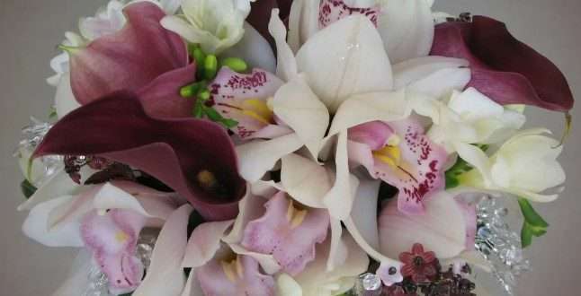 Роскошь и изящество: букеты из орхидей